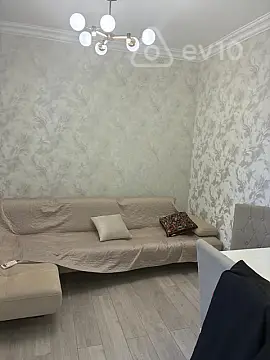 Kirayə verilir 2 otaqlı yeni tikili 70 m²
