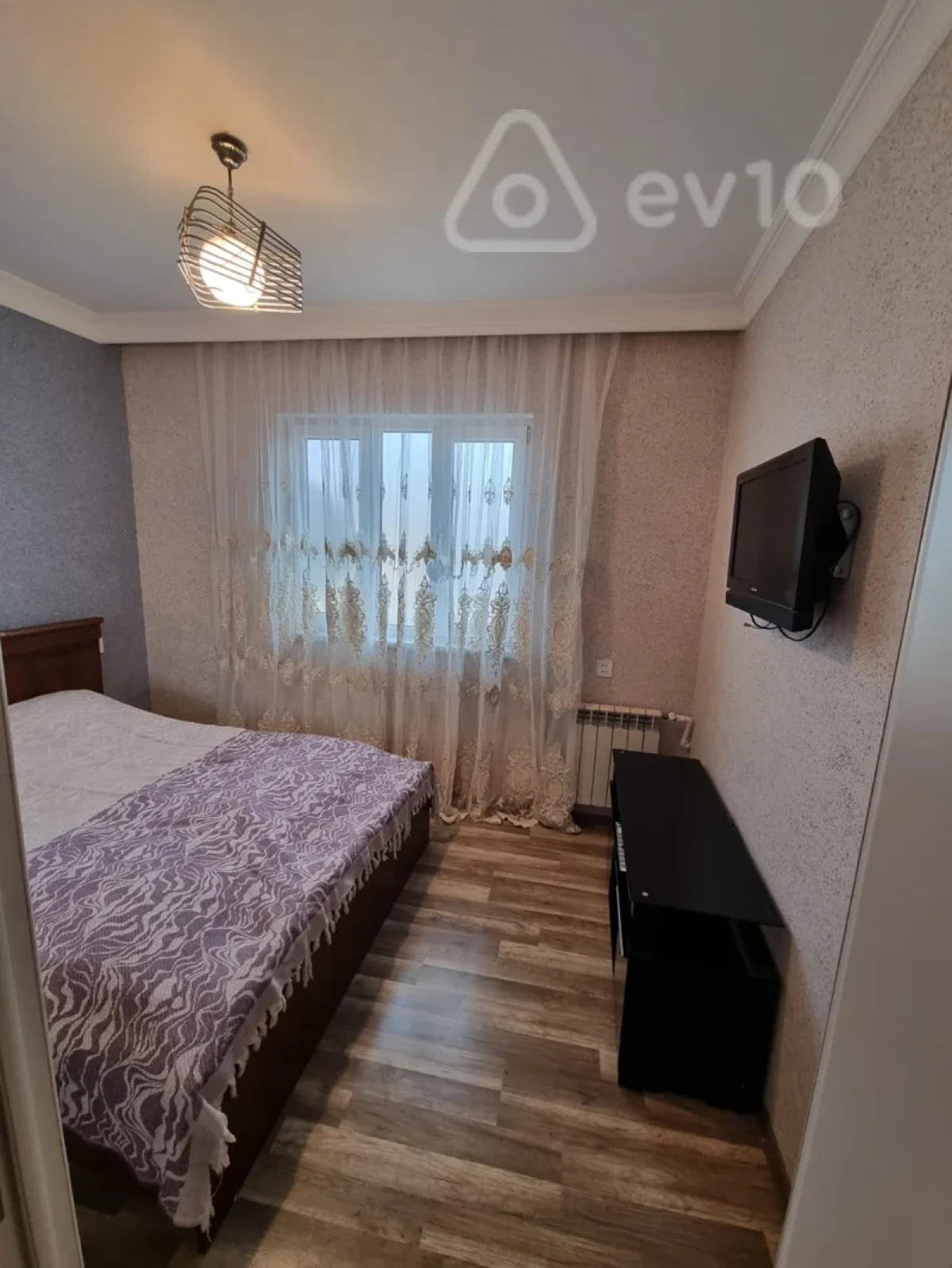 Satılır 3 otaqlı köhnə tikili 60 m²
