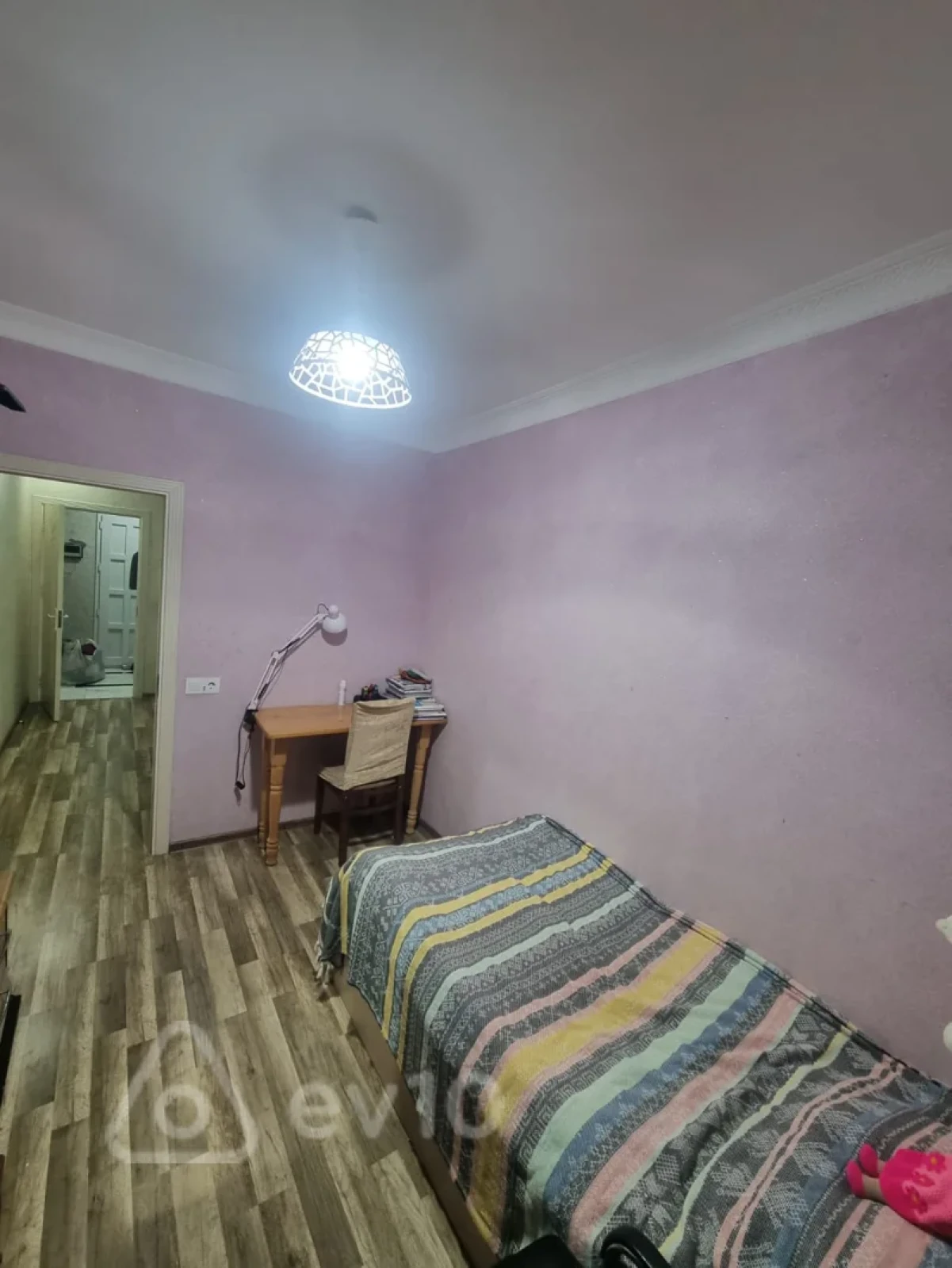Satılır 3 otaqlı köhnə tikili 60 m²