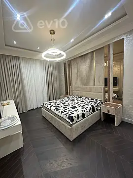 Kirayə verilir 3 otaqlı yeni tikili 180 m²