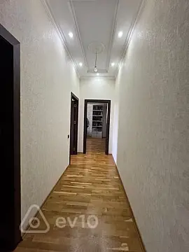 Satılır 2 otaqlı yeni tikili 75 m²