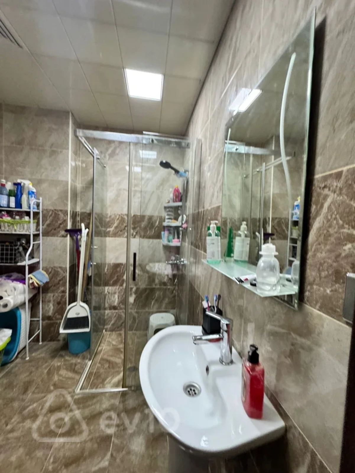 Satılır 2 otaqlı yeni tikili 75 m²