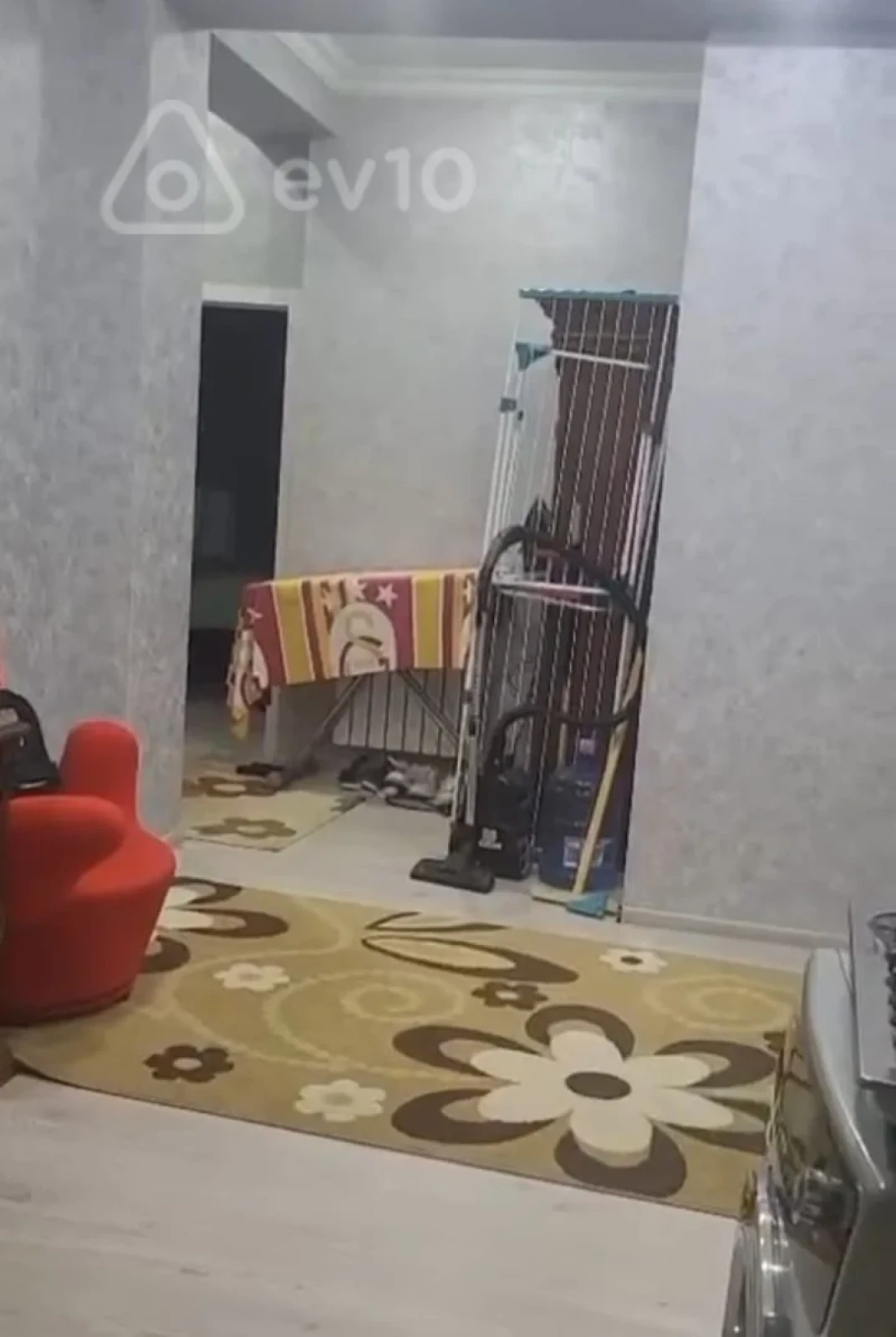 Satılır 2 otaqlı yeni tikili 75 m²