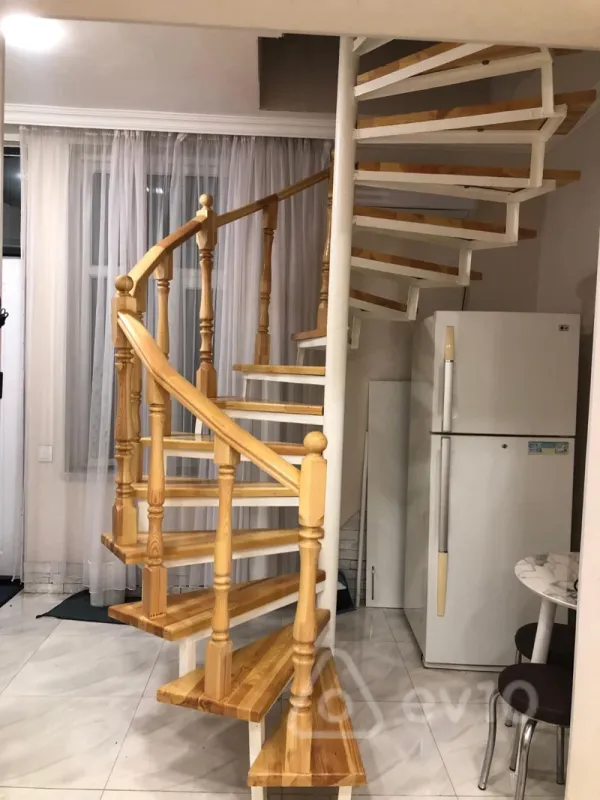 Satılır 2 otaqlı köhnə tikili 40 m²