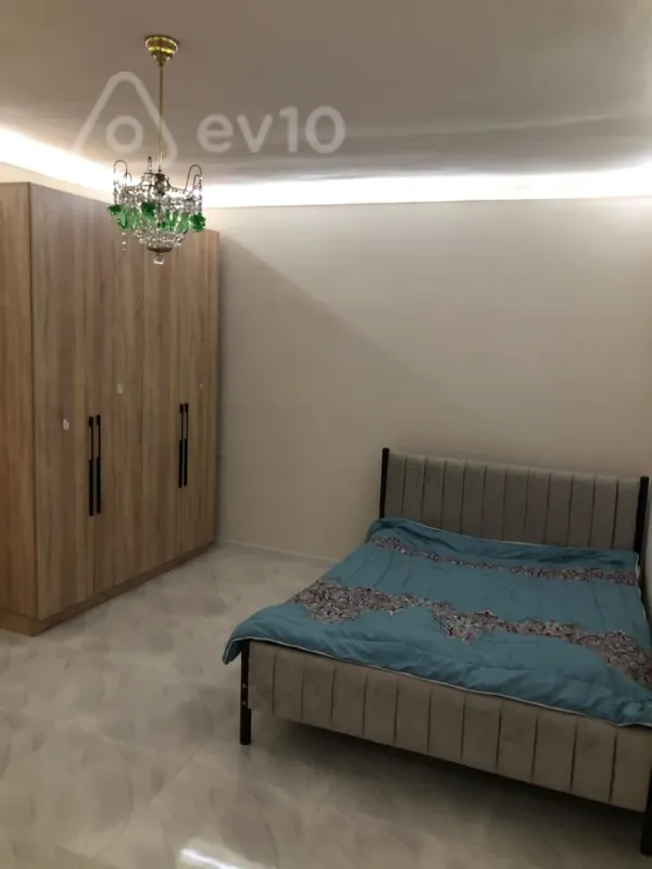 Satılır 2 otaqlı köhnə tikili 40 m²