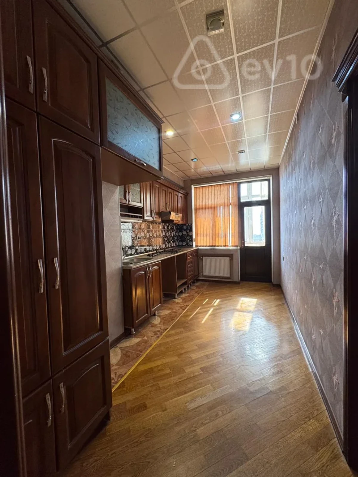 Satılır 2 otaqlı yeni tikili 55 m²