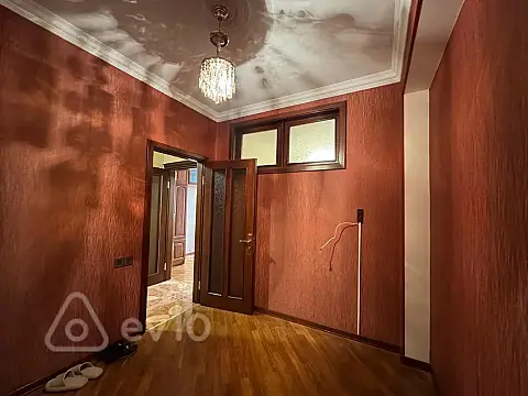 Satılır 2 otaqlı yeni tikili 55 m²