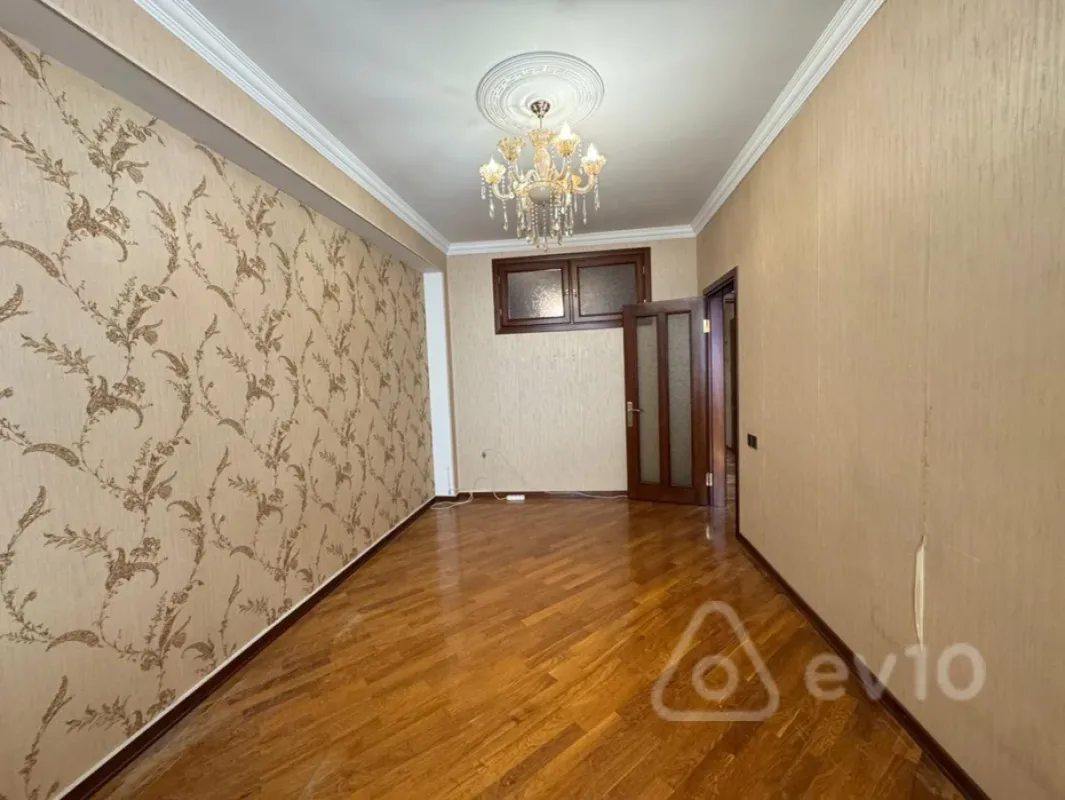 Satılır 2 otaqlı yeni tikili 55 m²