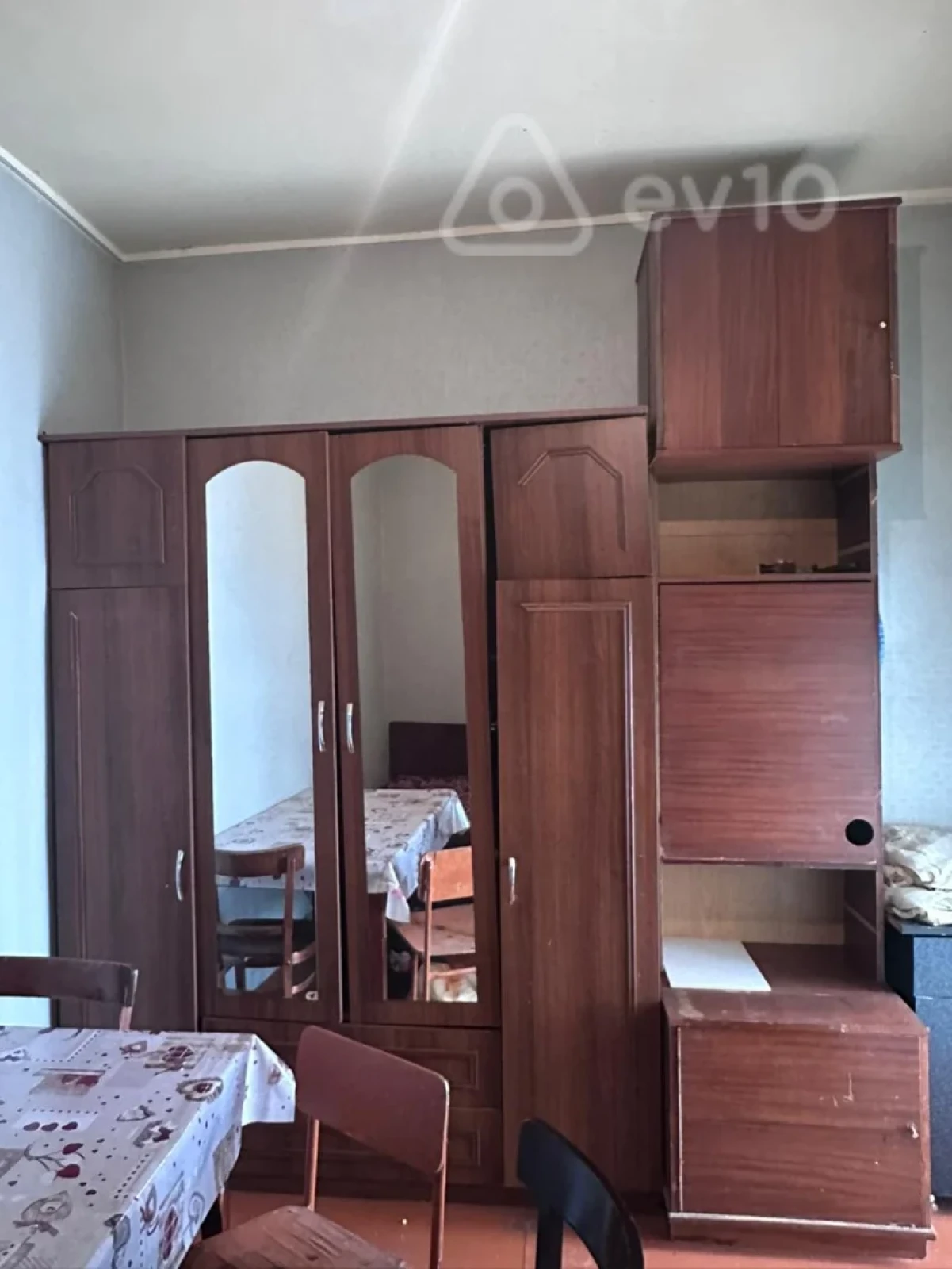 Kirayə verilir 1 otaqlı həyət evi 30 m²