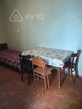 Kirayə verilir 1 otaqlı həyət evi 30 m²