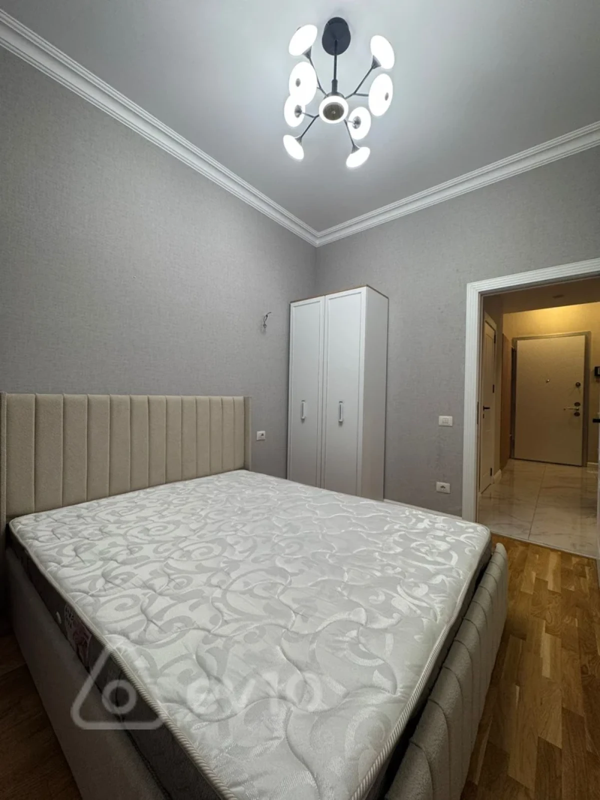 Satılır 2 otaqlı yeni tikili 60 m²