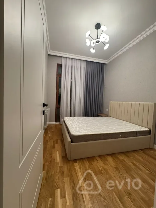 Satılır 2 otaqlı yeni tikili 60 m²