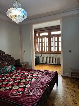 Kirayə verilir 1 otaqlı köhnə tikili 35 m²