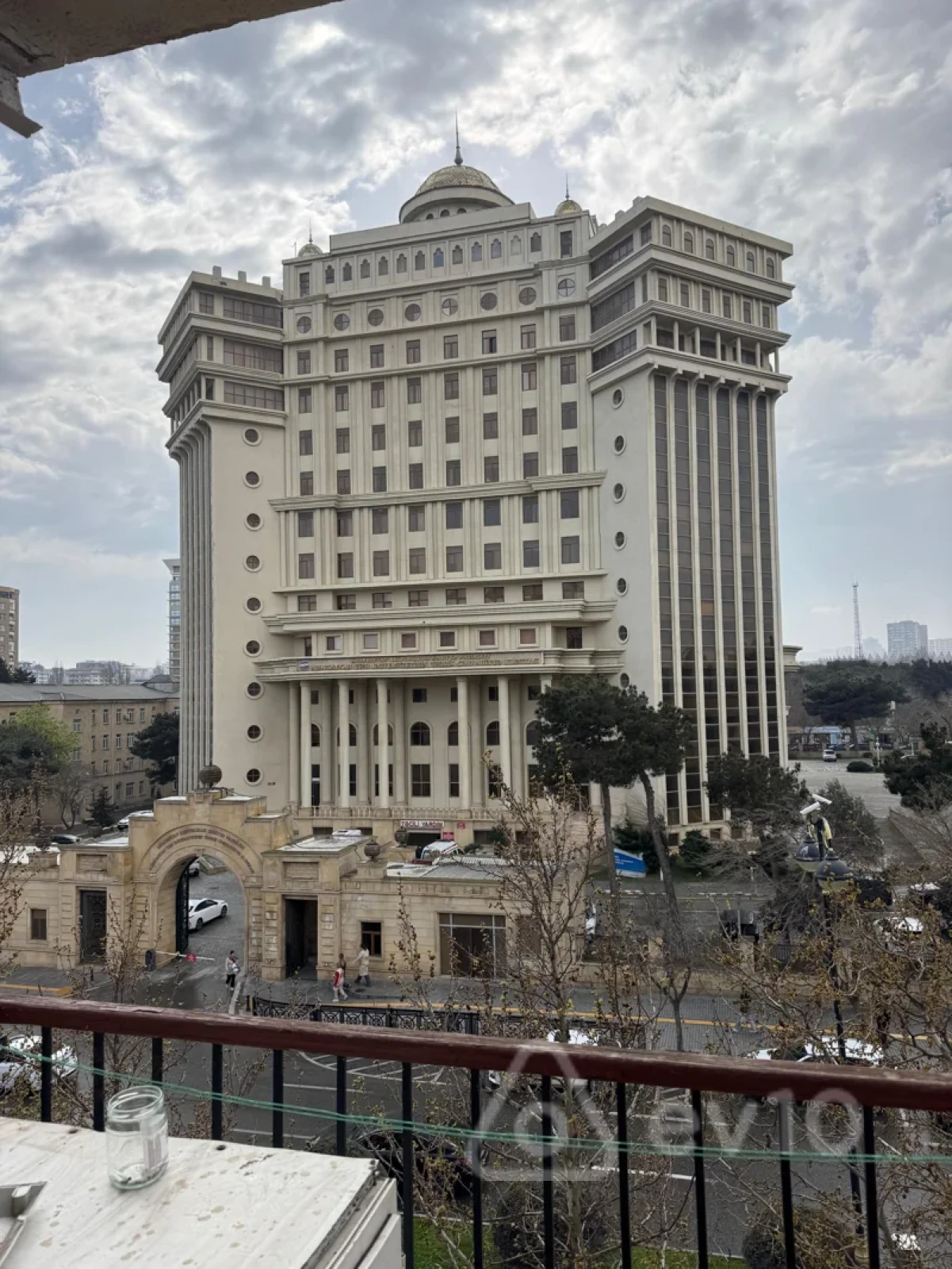 Kirayə verilir 1 otaqlı köhnə tikili 35 m²