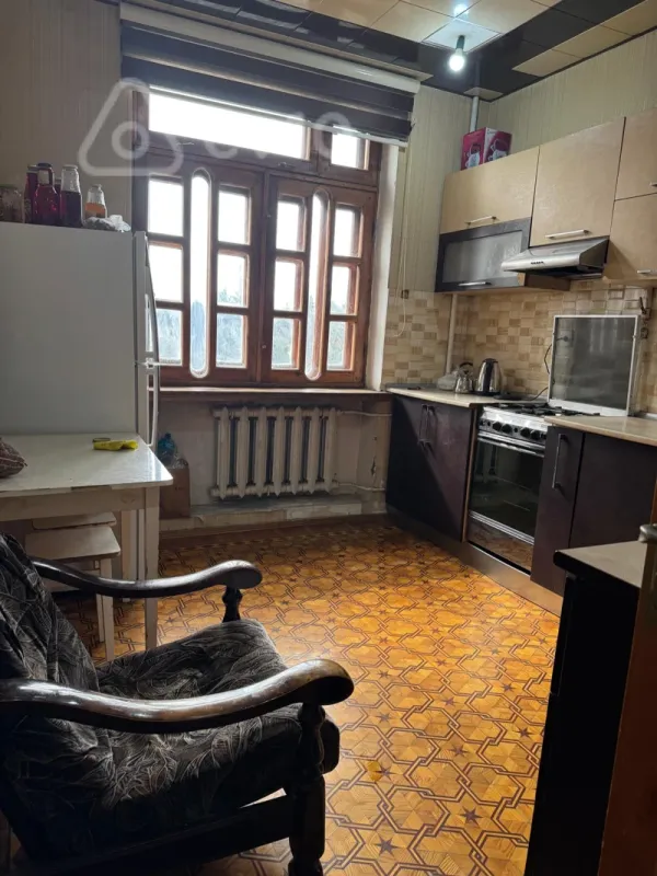 Kirayə verilir 1 otaqlı köhnə tikili 35 m²