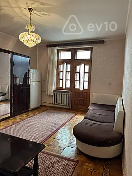 Kirayə verilir 1 otaqlı köhnə tikili 35 m²