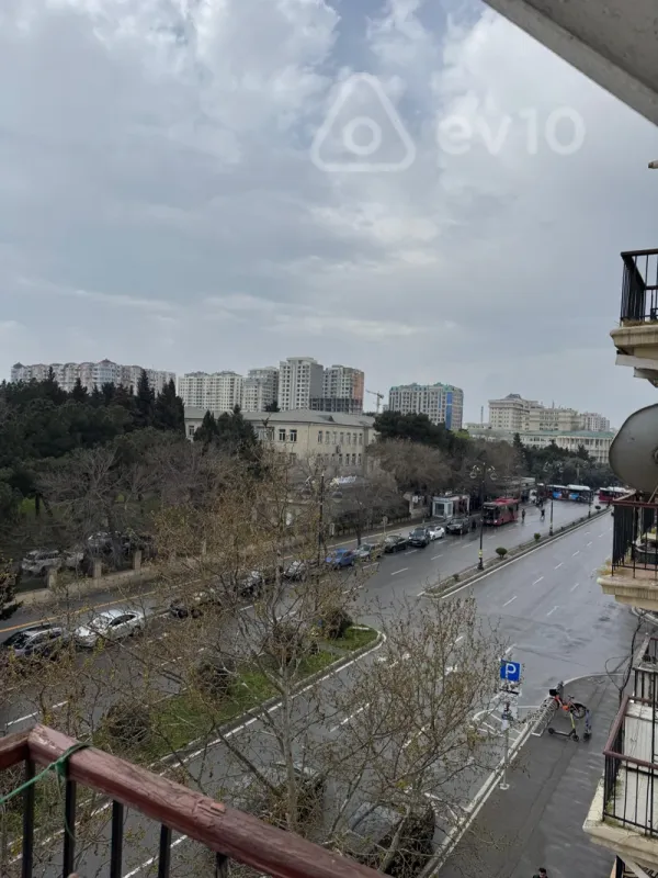 Kirayə verilir 1 otaqlı köhnə tikili 35 m²