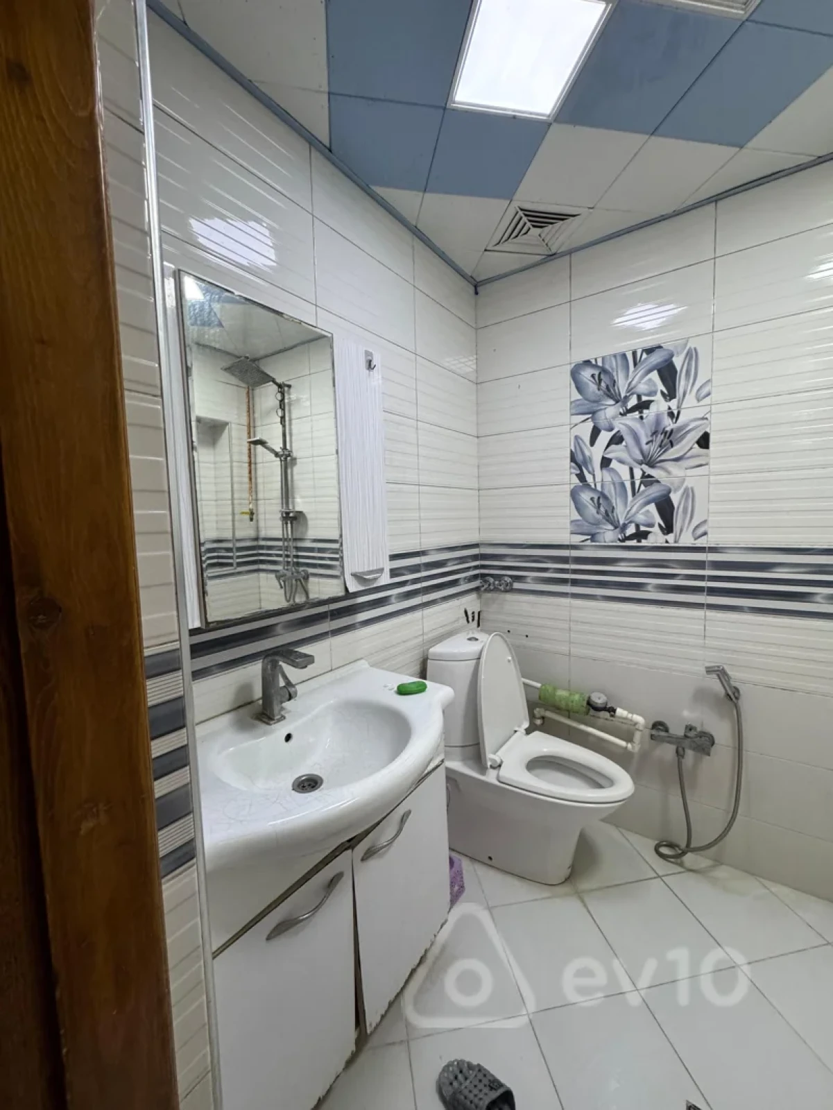 Kirayə verilir 1 otaqlı köhnə tikili 35 m²