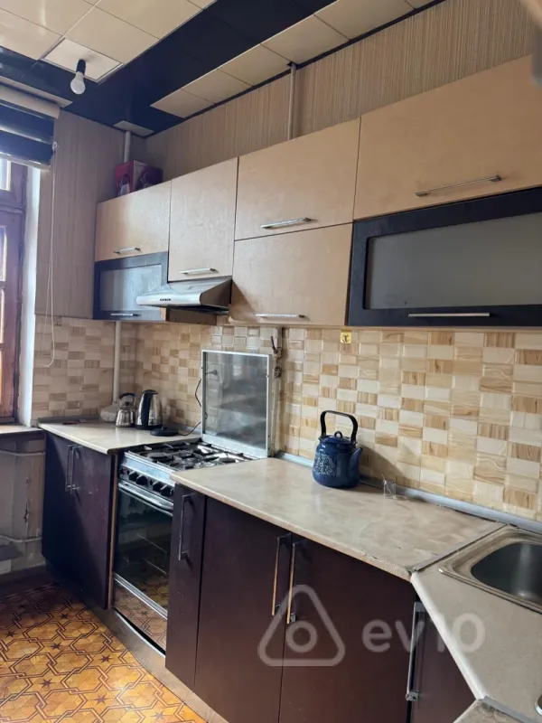 Kirayə verilir 1 otaqlı köhnə tikili 35 m²