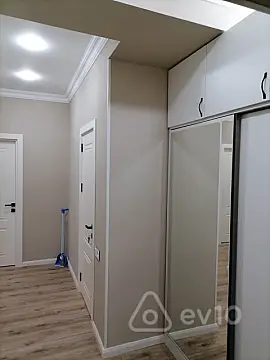 Kirayə verilir 2 otaqlı yeni tikili 68 m²