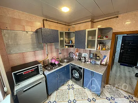 Satılır 4 otaqlı köhnə tikili 60 m²