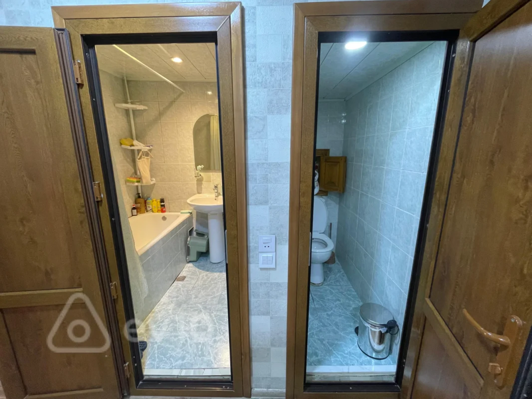 Satılır 4 otaqlı köhnə tikili 60 m²