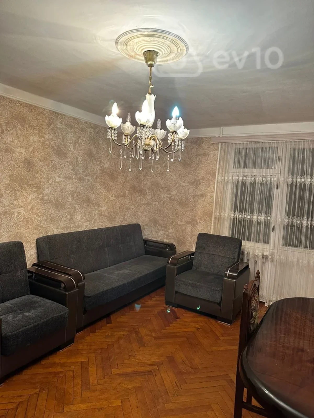 Kirayə verilir 2 otaqlı köhnə tikili 45 m²