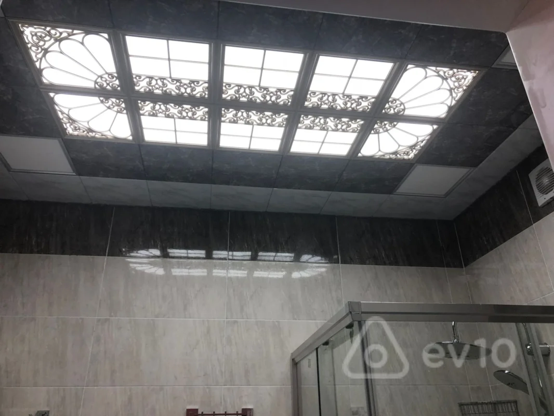 Kirayə verilir 3 otaqlı yeni tikili 90 m²