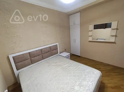 Kirayə verilir 2 otaqlı yeni tikili 60 m²