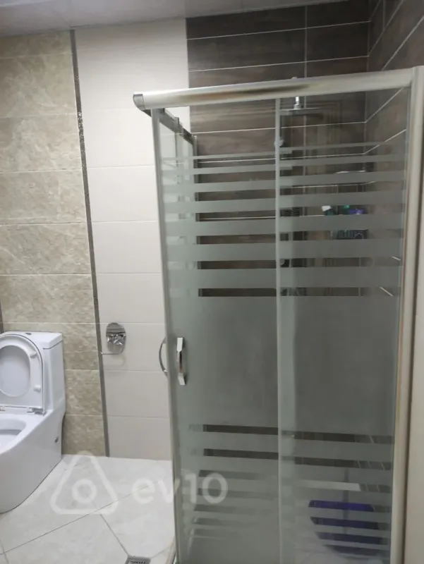 Kirayə verilir 2 otaqlı yeni tikili 60 m²