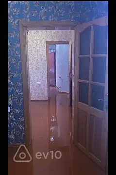 Kirayə verilir 2 otaqlı həyət evi 65 m²