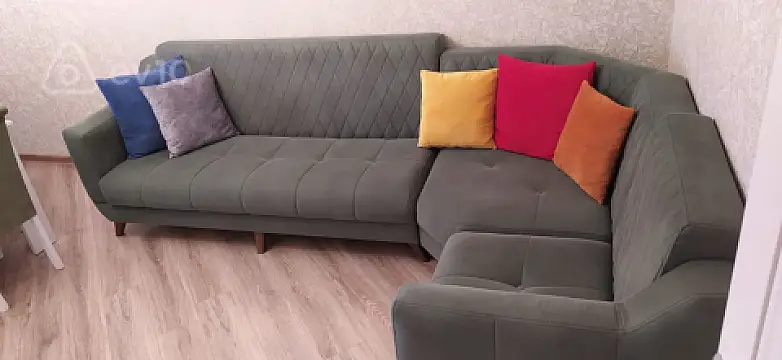 Kirayə verilir 4 otaqlı köhnə tikili 100 m²