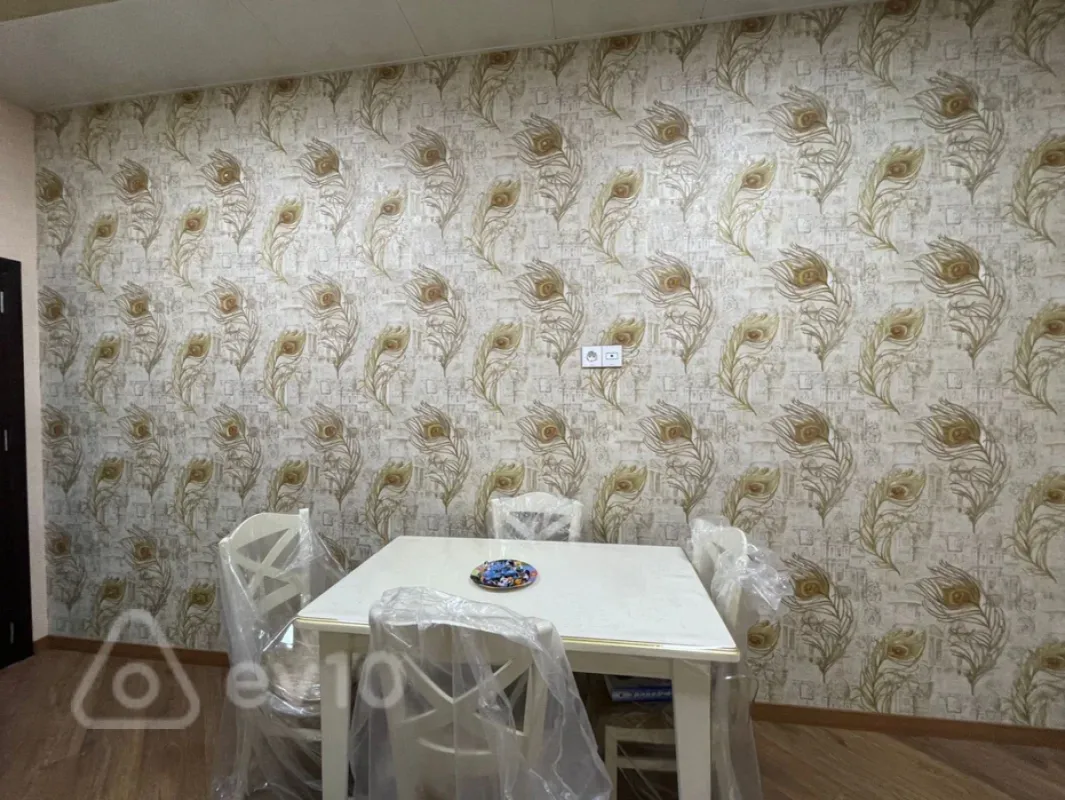 Kirayə verilir 2 otaqlı yeni tikili 90 m²