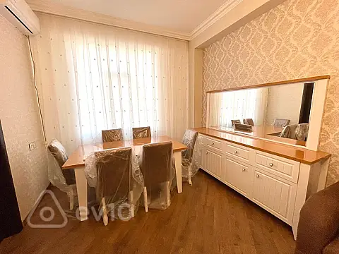 Kirayə verilir 2 otaqlı yeni tikili 90 m²