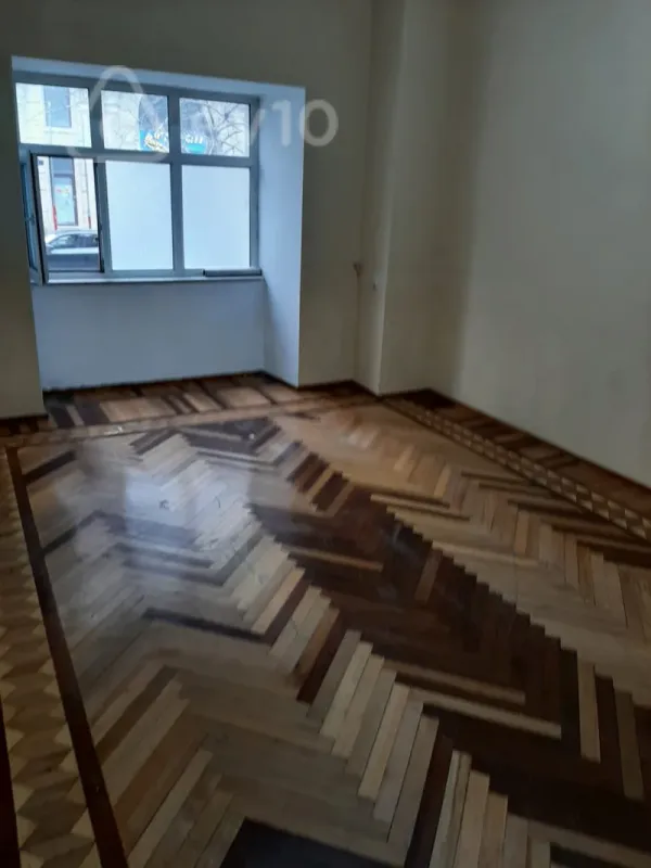 Kirayə verilir 2 otaqlı ofis 100 m²