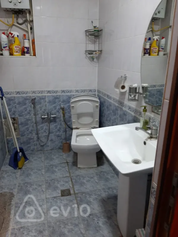 Kirayə verilir 2 otaqlı ofis 100 m²