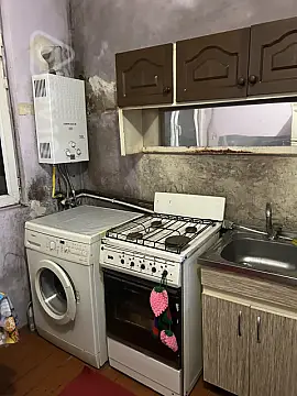 Kirayə verilir 2 otaqlı köhnə tikili 36 m²