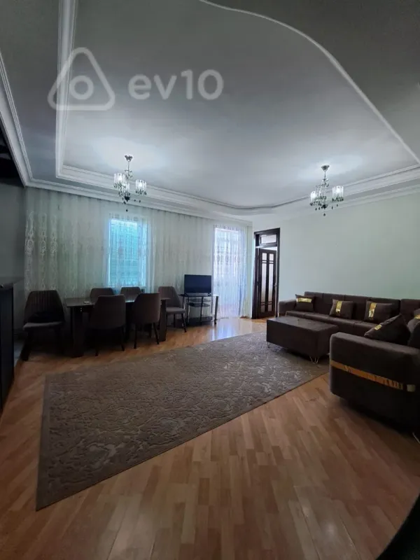 Kirayə verilir 2 otaqlı yeni tikili 90 m²