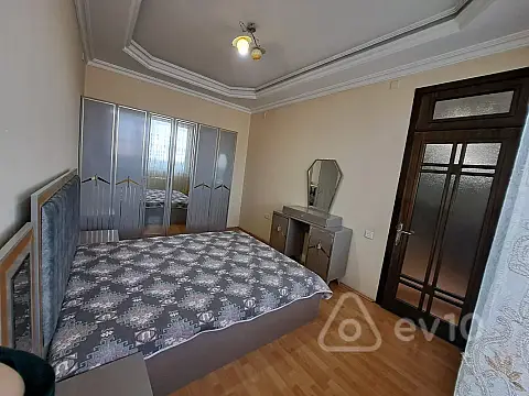 Kirayə verilir 2 otaqlı yeni tikili 90 m²