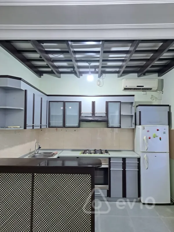 Kirayə verilir 2 otaqlı yeni tikili 90 m²