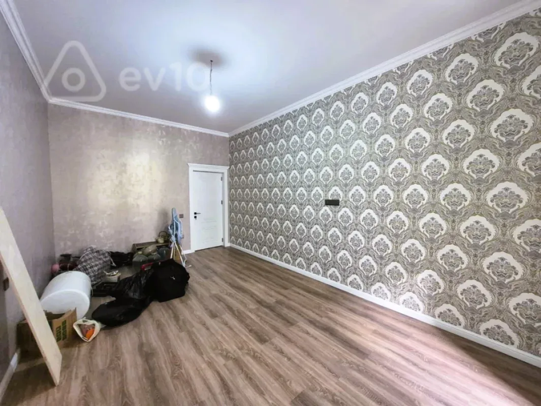 Satılır 2 otaqlı yeni tikili 83 m²