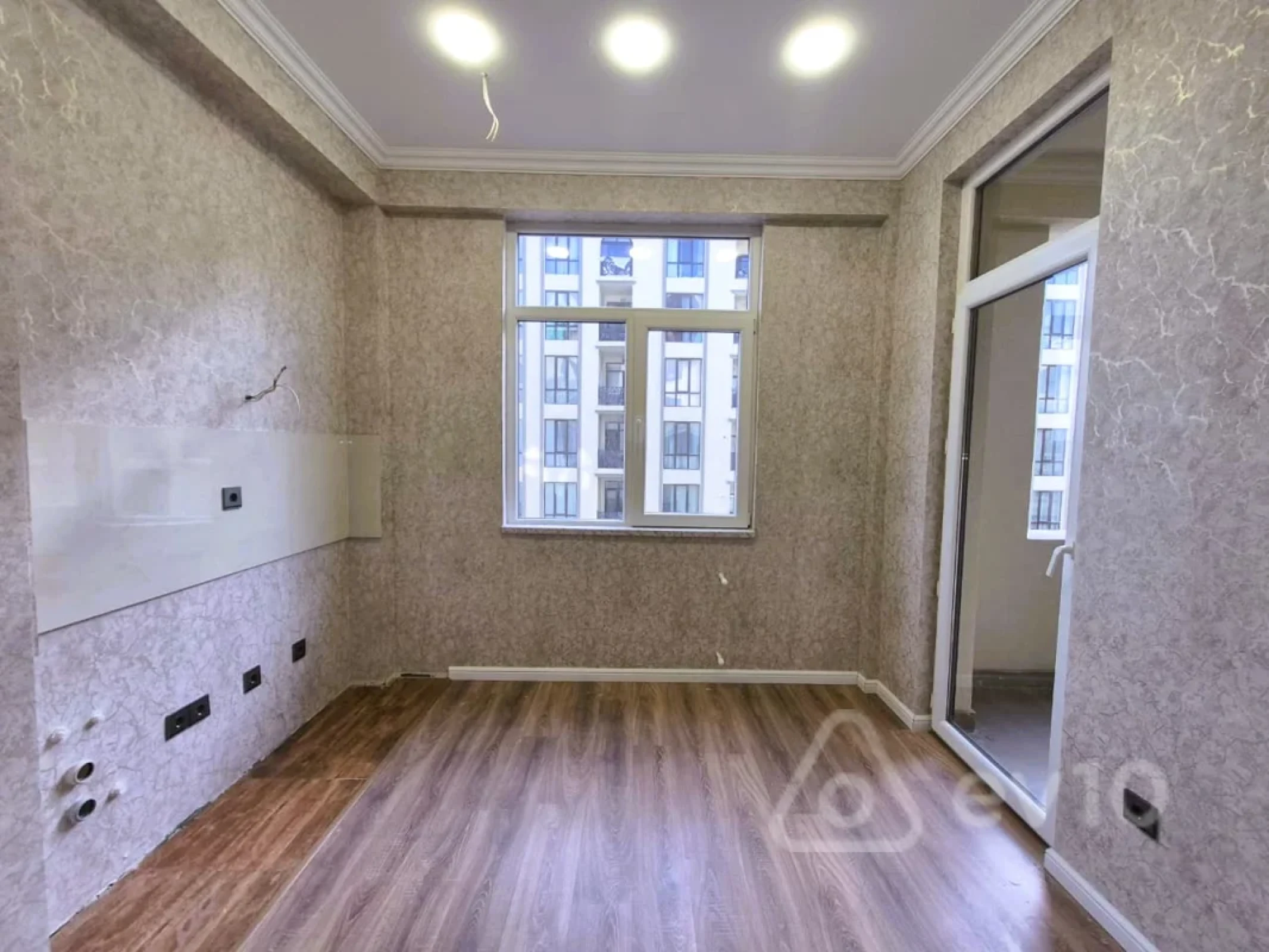 Satılır 2 otaqlı yeni tikili 83 m²