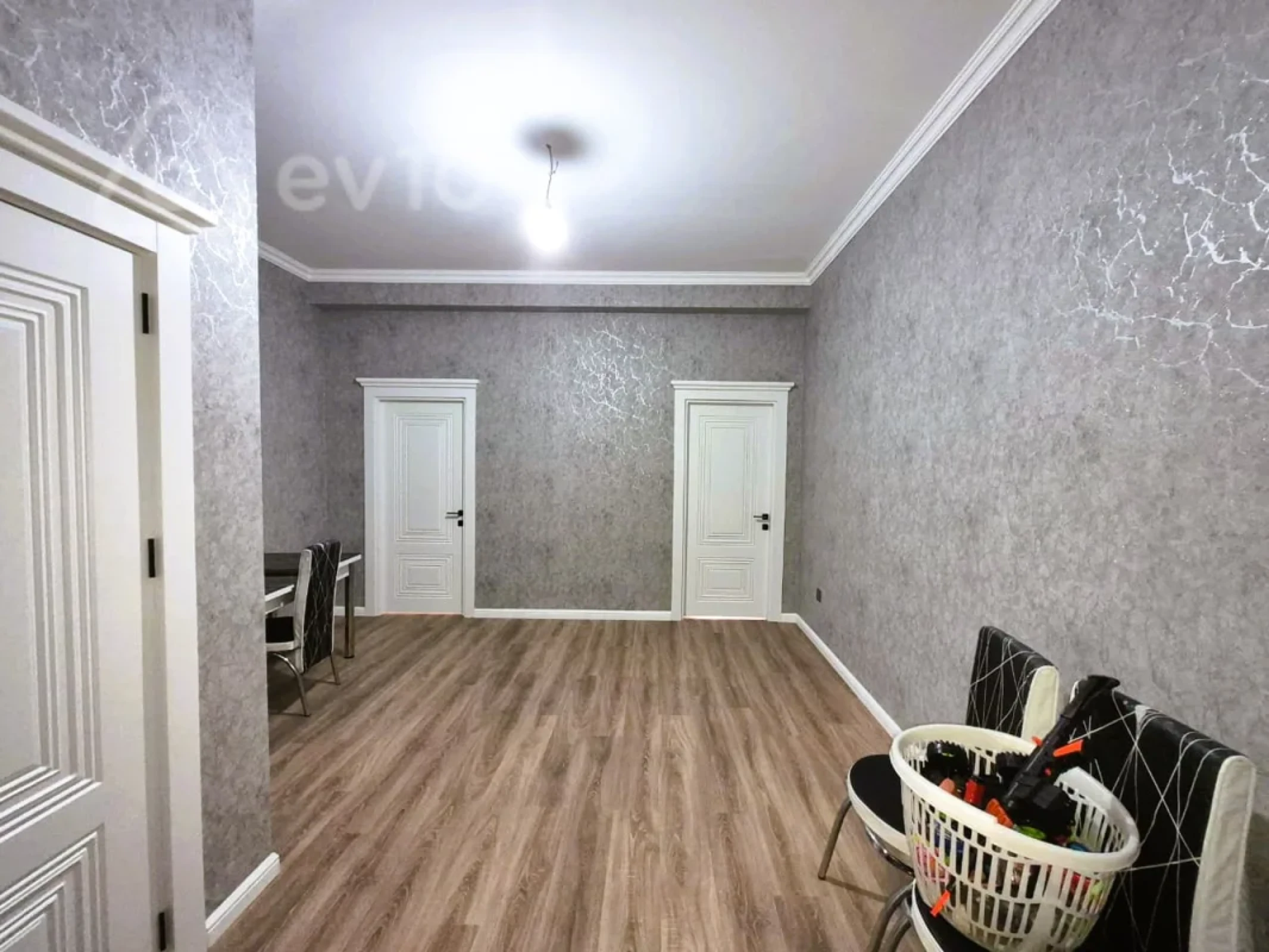 Satılır 2 otaqlı yeni tikili 83 m²