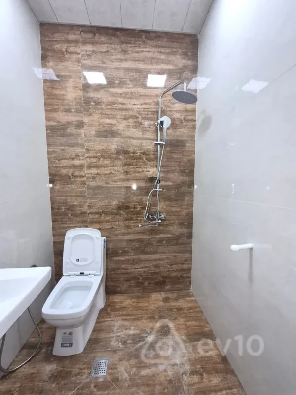 Satılır 2 otaqlı yeni tikili 83 m²