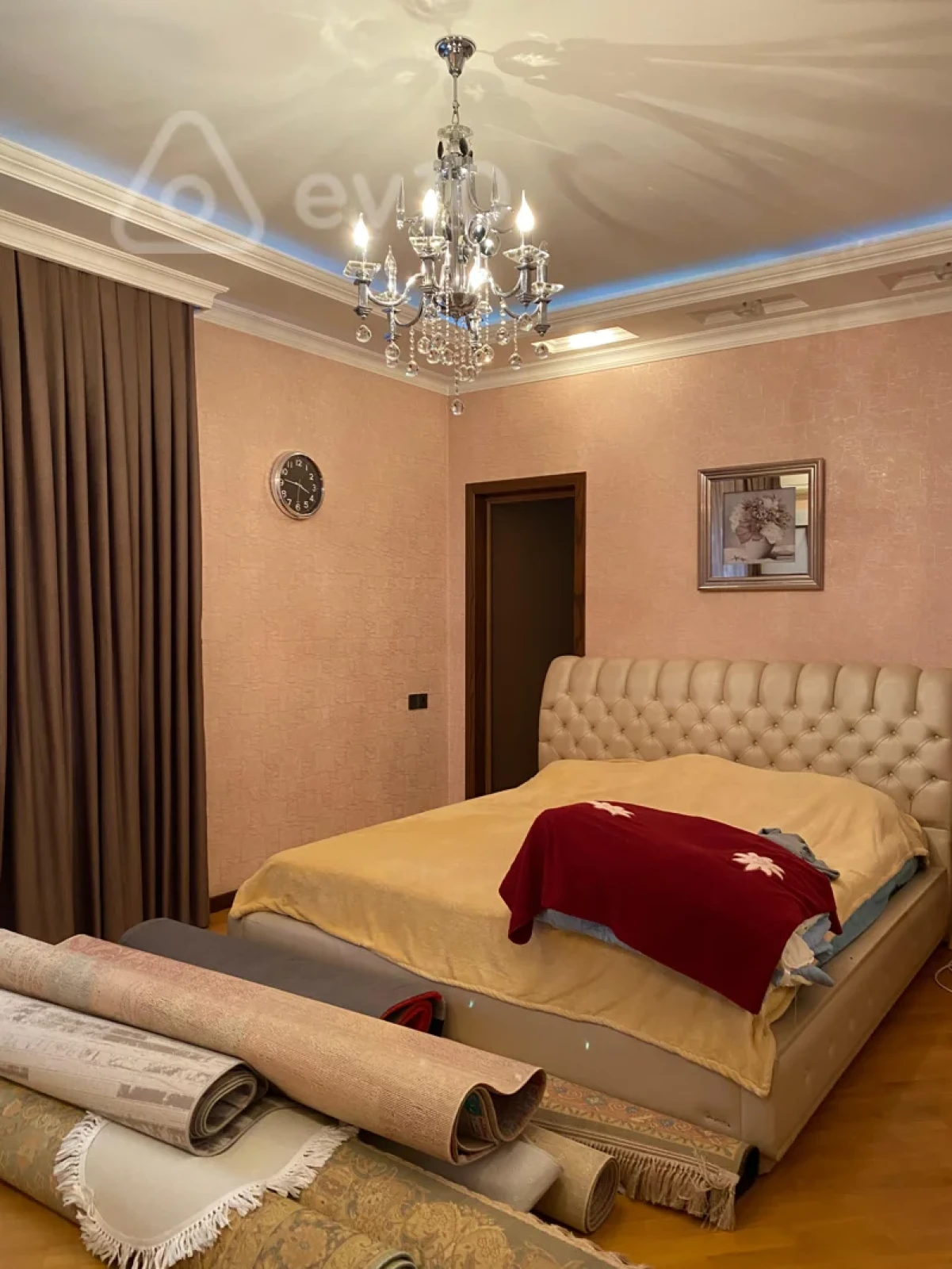 Kirayə verilir 3 otaqlı yeni tikili 160 m²