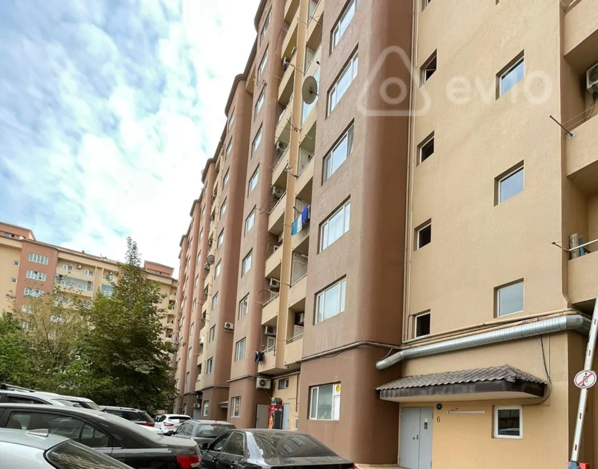 Kirayə verilir 3 otaqlı yeni tikili 160 m²