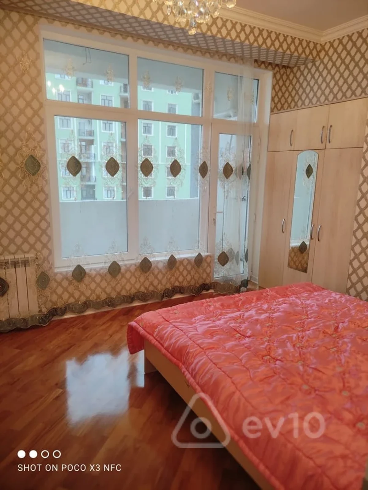 Kirayə verilir 2 otaqlı yeni tikili 100 m²