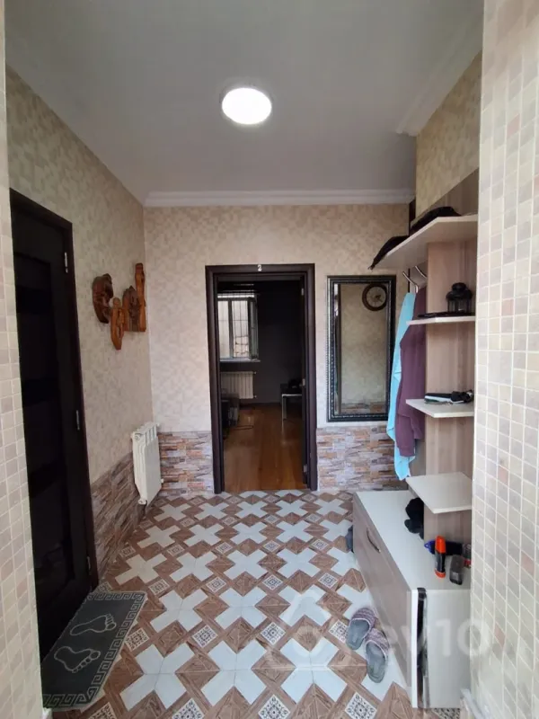 Satılır 5 otaqlı həyət evi 130 m²