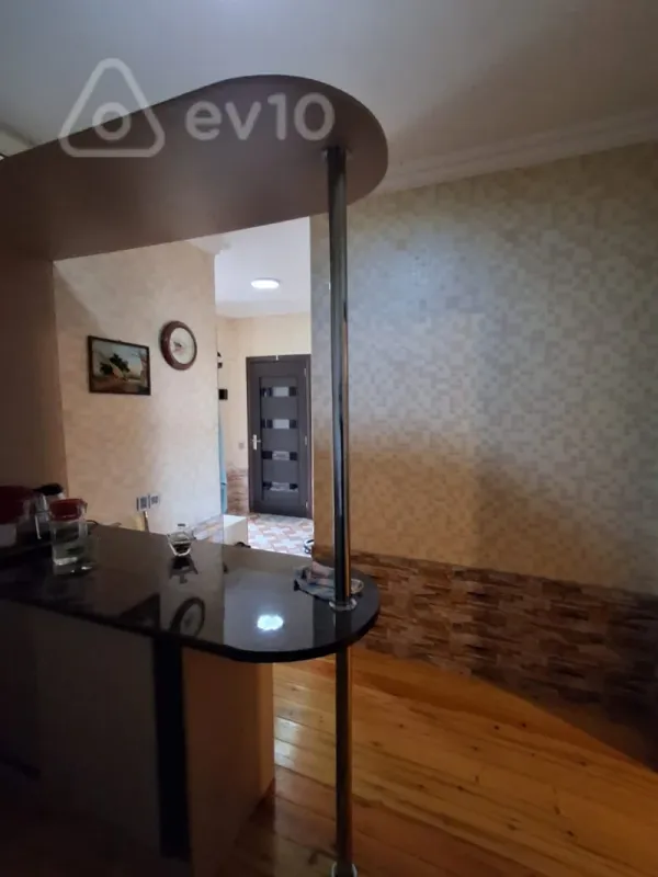 Satılır 5 otaqlı həyət evi 130 m²