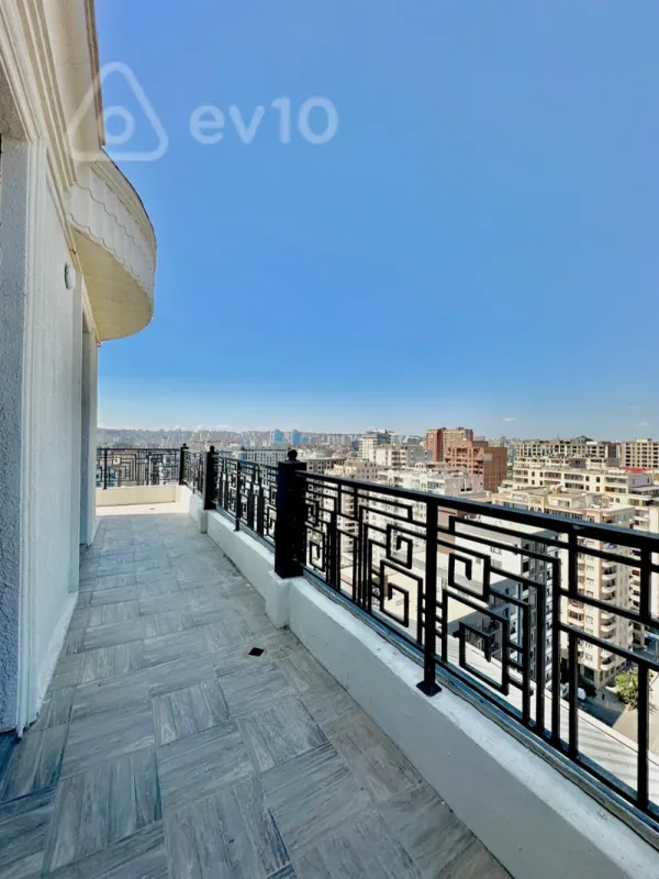 Kirayə verilir 3 otaqlı yeni tikili 150 m²